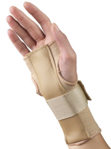 Living Well C-50 Elastic Pullover Wrist Splint - Reversible
